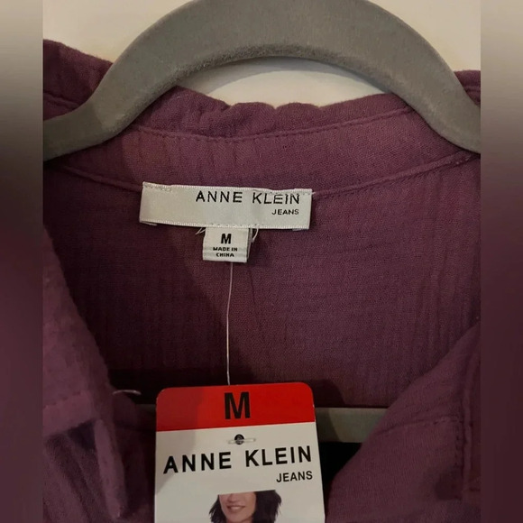 NWT Anne Klein Jeans Brand Button Down Cotton Lavender Shirt Women's size Medium - Picture 3 of 14